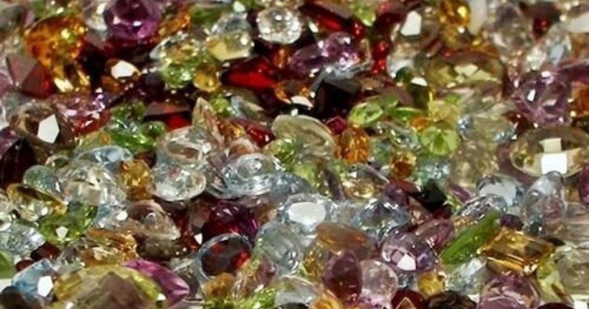 - Gemstone or birtstone