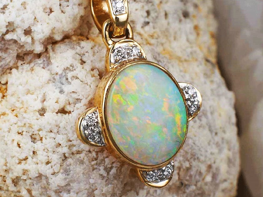World of Australian Opal: A Gemstone Guide - Image 3 Australian Opal - Untitled 5