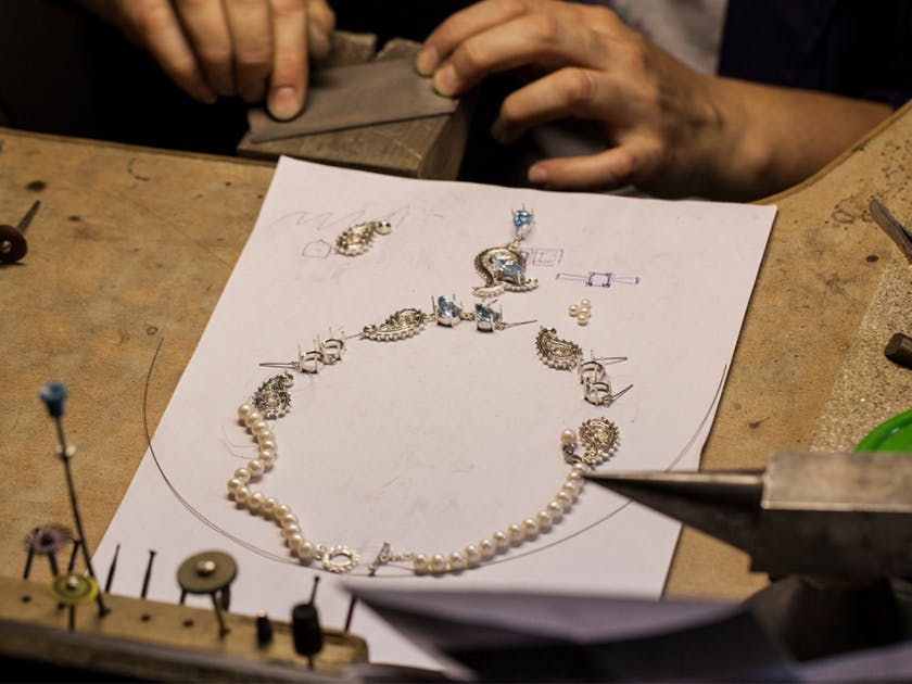 Discover The Finest Jewelry Manufacturers Thailand - Image 1 - ZMafTKpd Untitled 1
