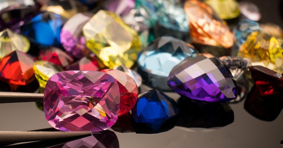 Choosing the Right Gemstone for Someone Special - STARLANKA