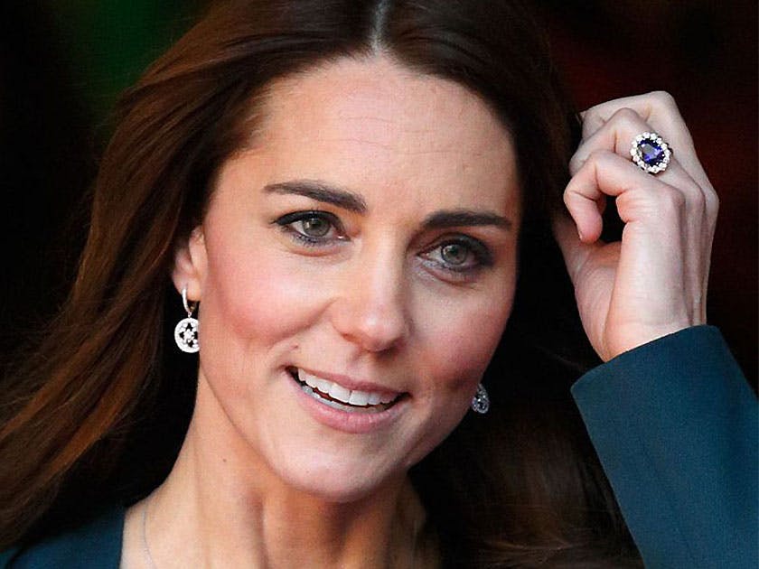 Top 30 Celebrities Stunning Engagement Rings - Image 2 celebrities engagement rings - kate mi