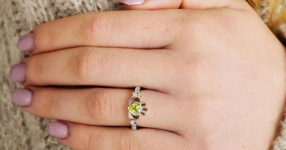 august birthstone - peridot ring