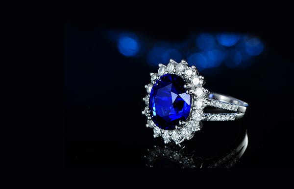 Celebrity Gemstones - royal blue sapphire ring