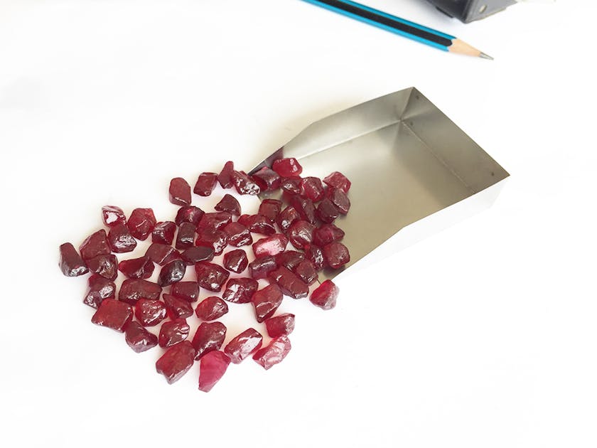 Introduction to Gemstone Cutting - A Perfect Overview - Image 1 gemstone cutting - ruby scoop